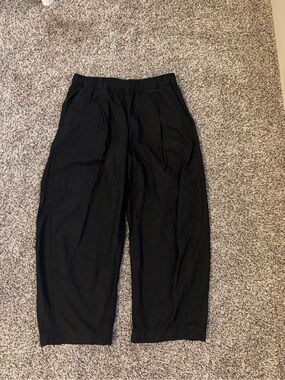 GAP Black Elastic-Waist Linen Barrel Pants